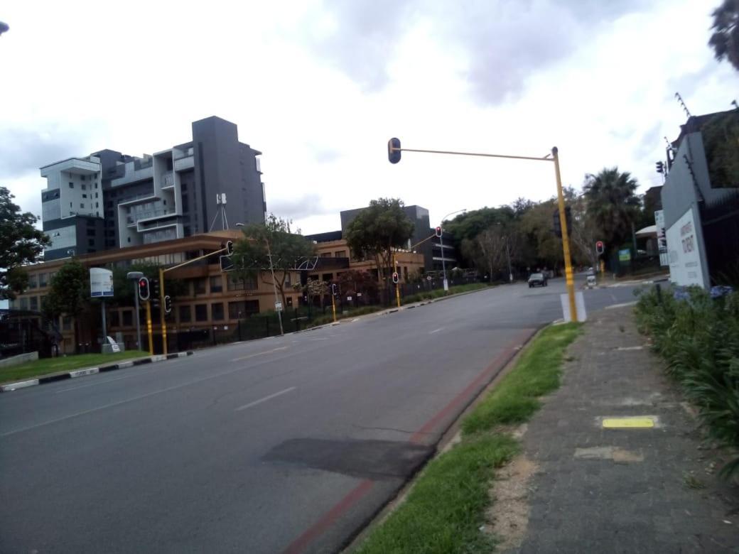 יוהנסבורג Rosebank Accommodation מראה חיצוני תמונה