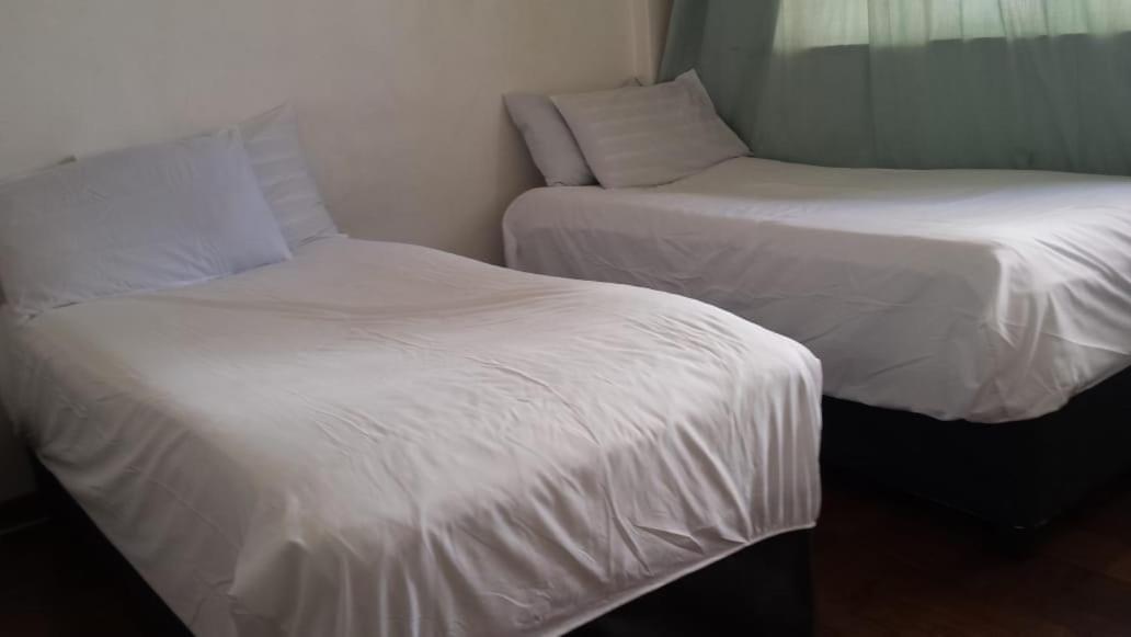 יוהנסבורג Rosebank Accommodation מראה חיצוני תמונה